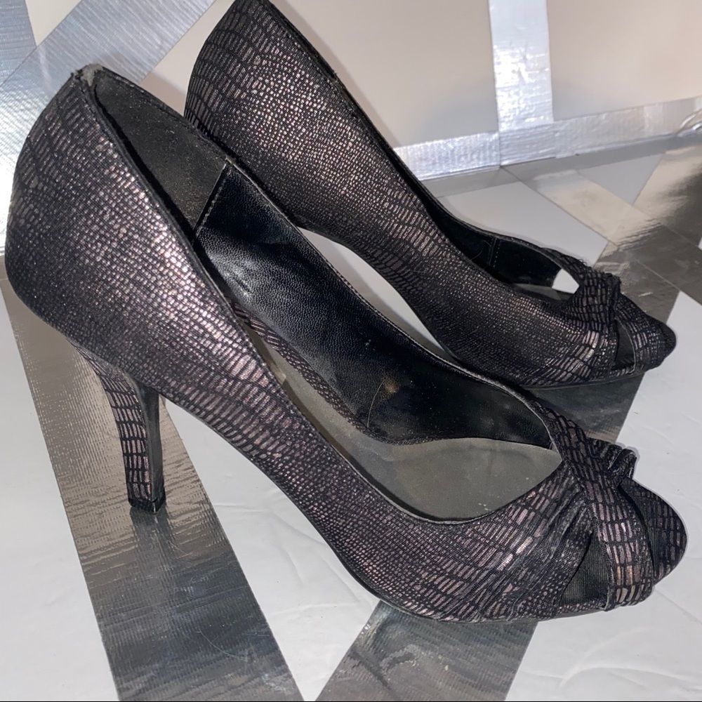 Ann Marino Sexy Shimmer Pumps